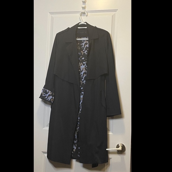 🛍SALE🛍Zara raincoat - Picture 2 of 7